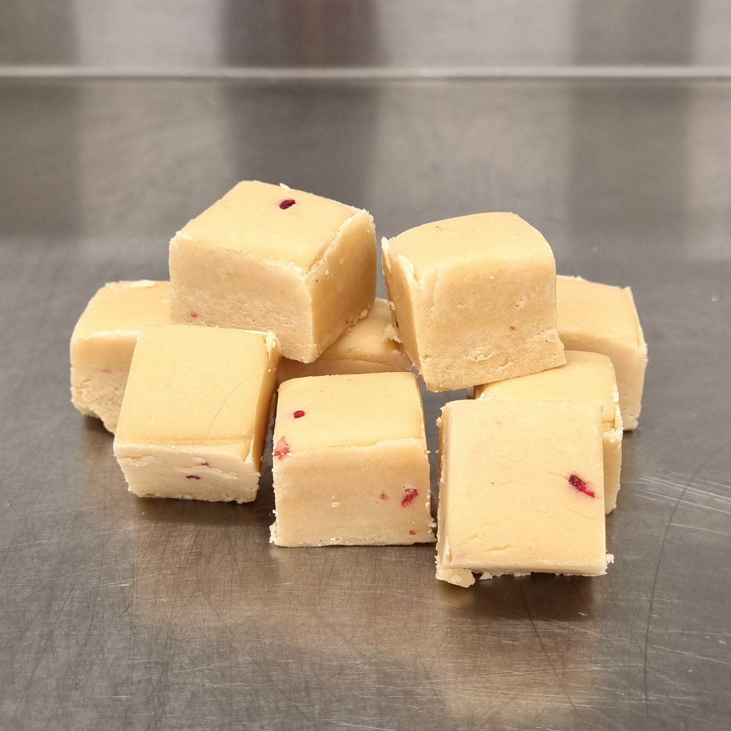 Coconut & Raspberry Fudge - 150g