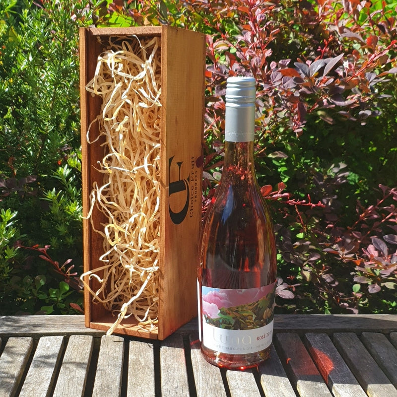 Gift Box - Luna Estate Rosé +/- Glasses 