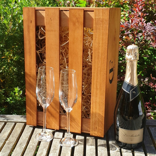 Gift Box - Margrain Vineyard  'La Michelle' Methode Traditionelle +/- Glasses 